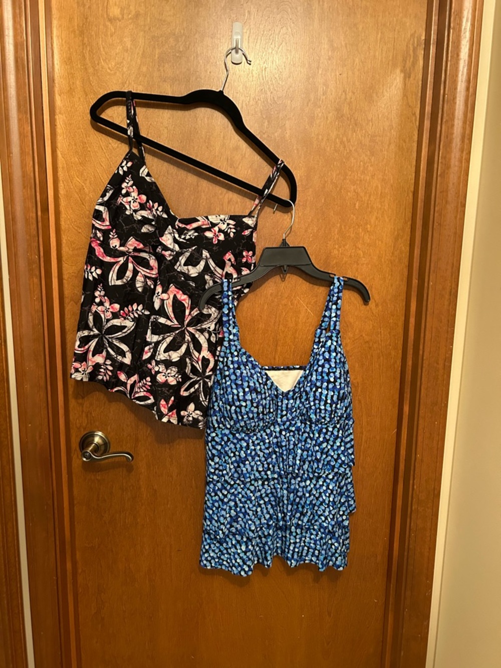 2 pack Croft & Barrow Swim suit tankini tops w/adjustable strap, built in bra XL